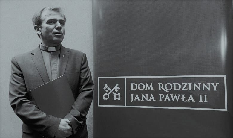 5dbd33a3c630b p - Zmarł ksiądz Jacek Pietruszka - Dyrektor Papieskiego Muzeum